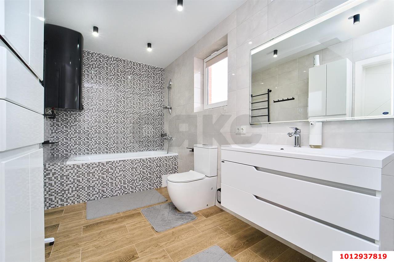 Фото №13: Дом 132 м² + 3.87 сот. - Южный, п. коттеджный  Знание, ул. имени Цезаря Куникова, 2