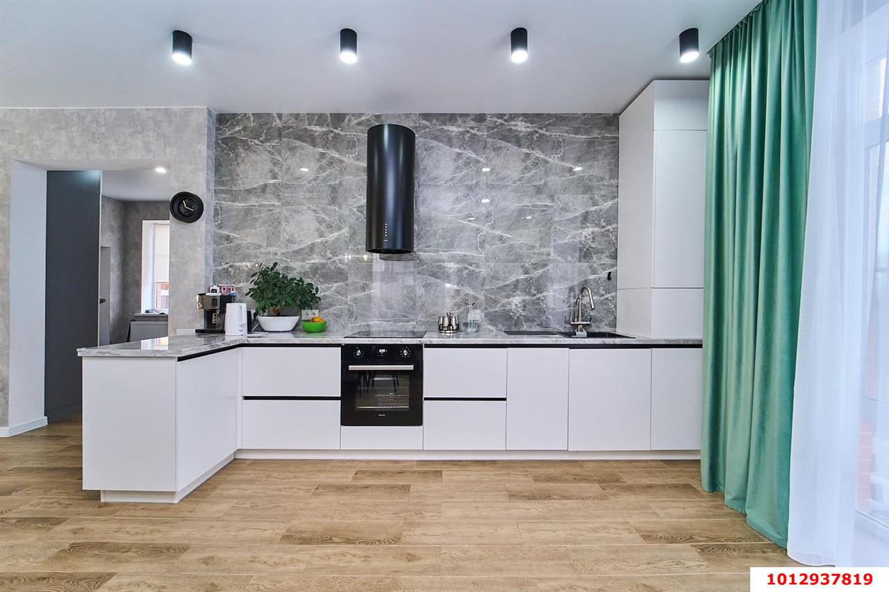 Фото №5: Дом 132 м² + 3.87 сот. - Южный, коттеджный  Знание, ул. имени Цезаря Куникова, 2