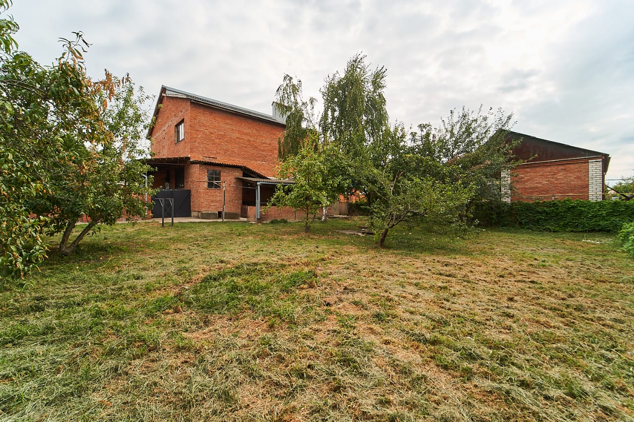 Фото №1: Дом 236 м² + 7.57 сот. - Яблоновский, ул. Ленинградская, 46