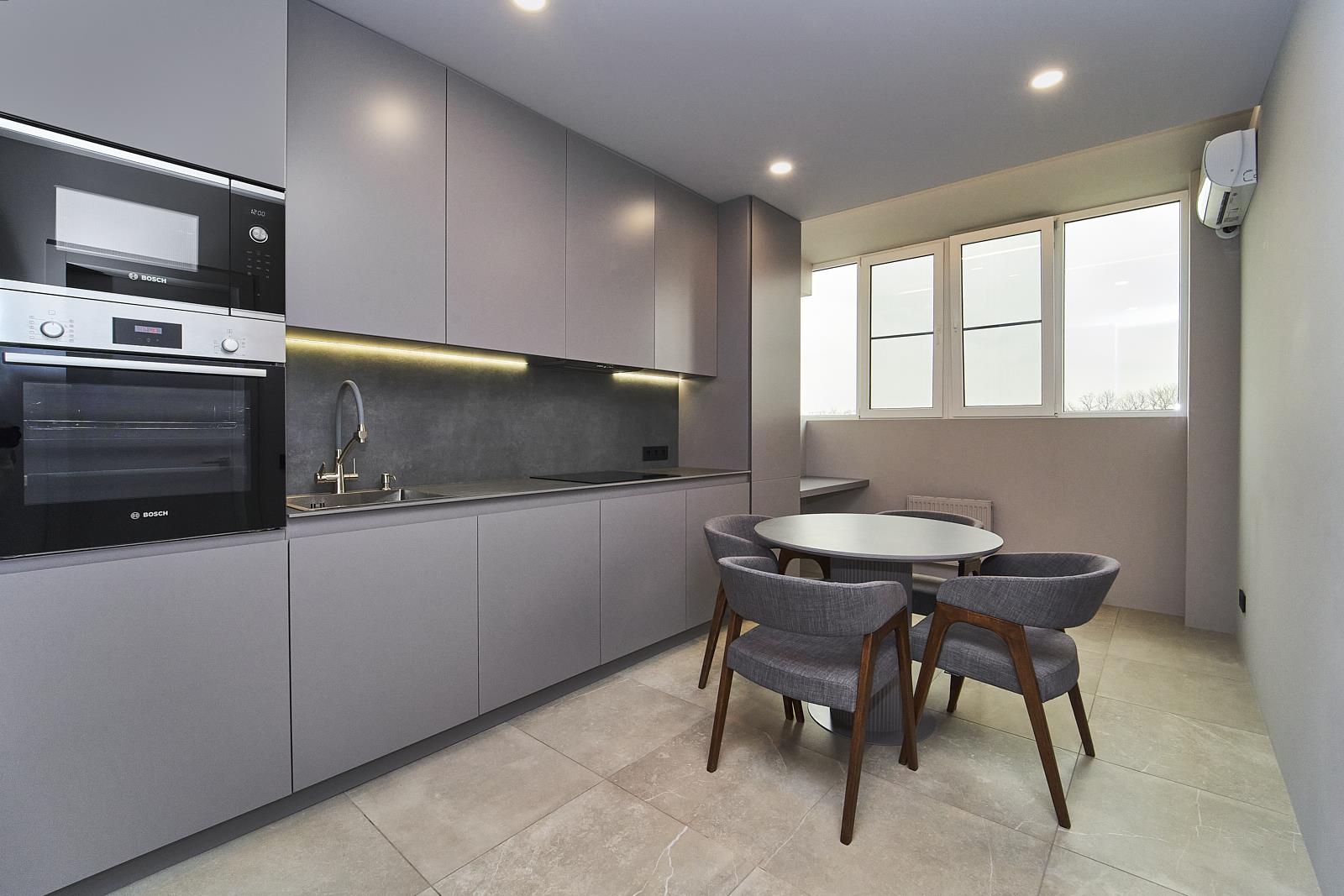 Фото №1: 1-комнатная квартира 40 м² - Краснодар, Россинского, Прикубанский внутригородской округ, мкр. жилой комплекс Атлант, ул. Адмирала Крузенштерна, 6