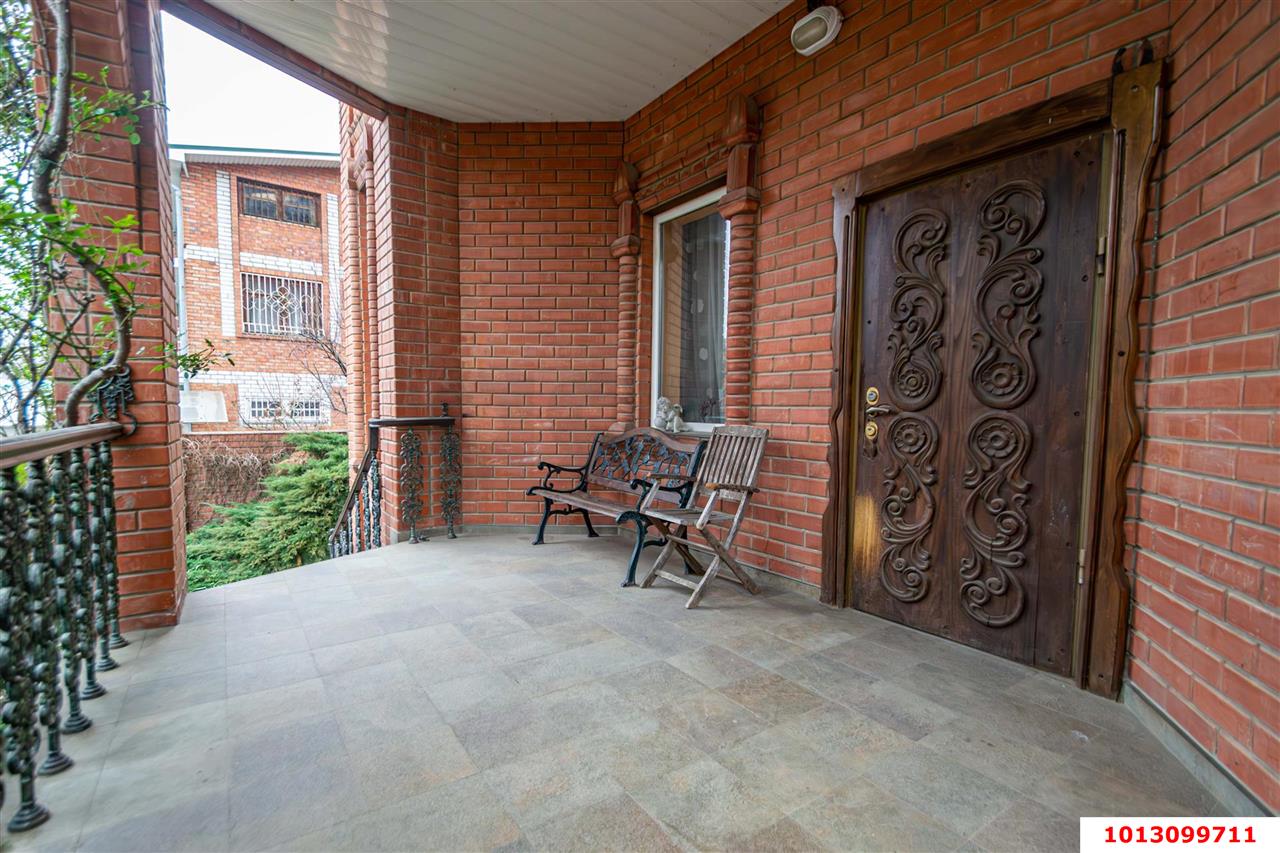 Фото №3: Дом 559 м² + 8 сот. - Краснодар, мкр. Карасунский внутригородской округ, ул. Полевая, 31