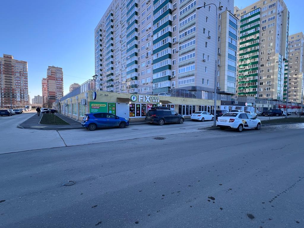 Фото №6: Коммерция 181 м² - Краснодар, Гидростроителей, Карасунский внутригородской округ, жилой комплекс Грин Парк, мкр. Участок №35, ул. имени Дмитрия Благоева, 29к1