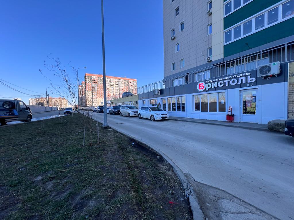 Фото №9: Коммерция 181 м² - Краснодар, Гидростроителей, Карасунский внутригородской округ, жилой комплекс Грин Парк, мкр. Участок №35, ул. имени Дмитрия Благоева, 29к1