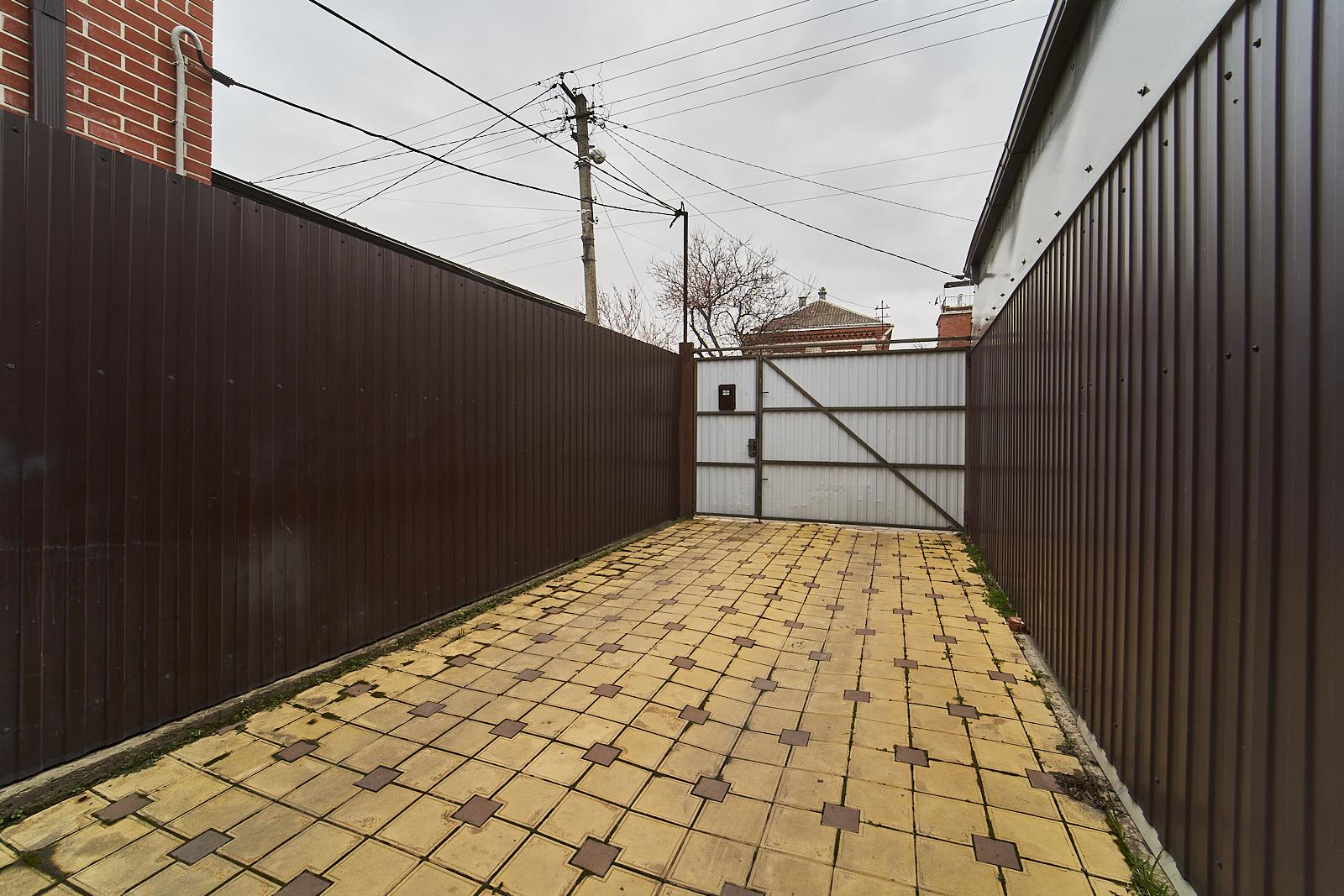 Фото №2: Дом 172 м² + 2.49 сот. - Краснодар, Западный внутригородской округ, мкр. Фестивальный, ул. Труда, 124