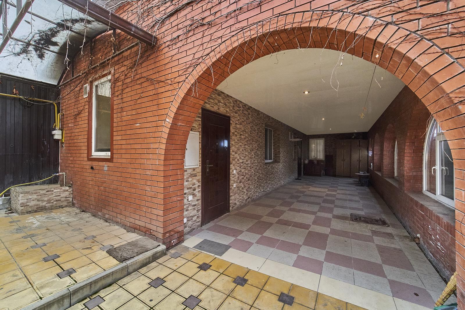 Фото №3: Дом 172 м² + 2.49 сот. - Краснодар, Западный внутригородской округ, мкр. Фестивальный, ул. Труда, 124