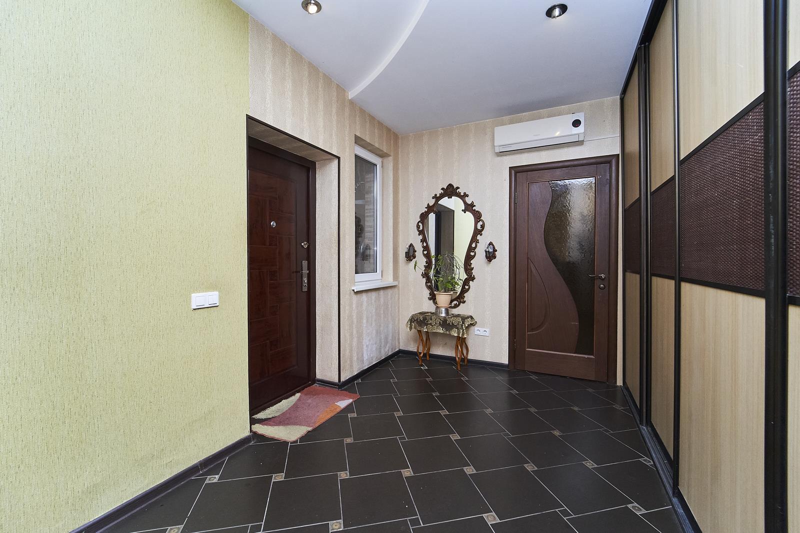 Фото №5: Дом 172 м² + 2.49 сот. - Краснодар, Западный внутригородской округ, мкр. Фестивальный, ул. Труда, 124