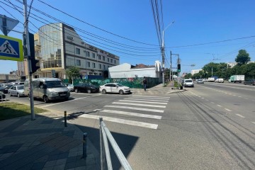 Фото №4: Коммерческая земля 5 сот. - Краснодар, мкр. Центральный, ул. Фрунзе, 171