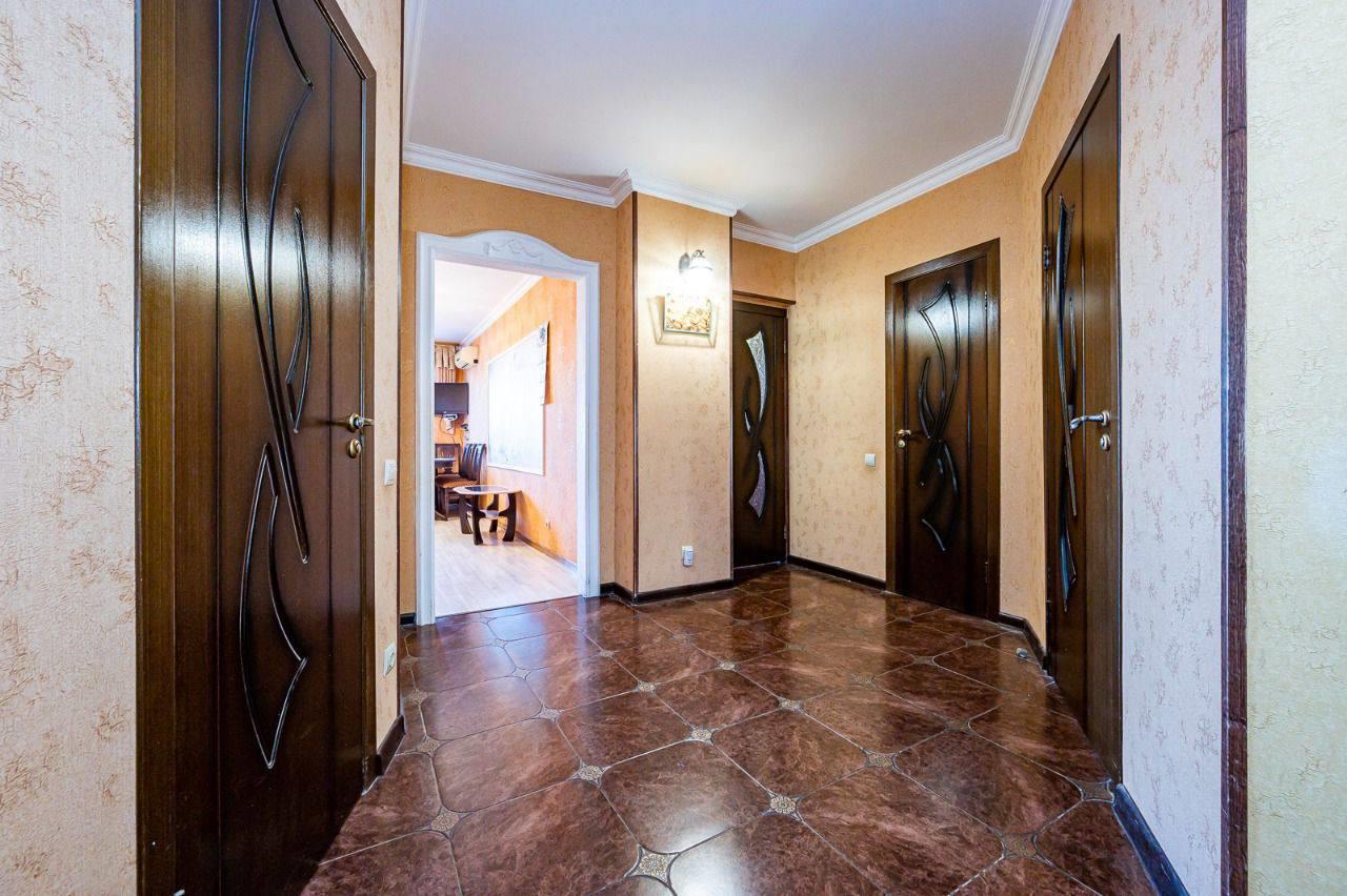 Фото №2: 3-комнатная квартира 90 м² - Краснодар, Прикубанский внутригородской округ, Калинино, мкр. Завод Радиоизмерительных Приборов, пер. Гаражный, 12/2