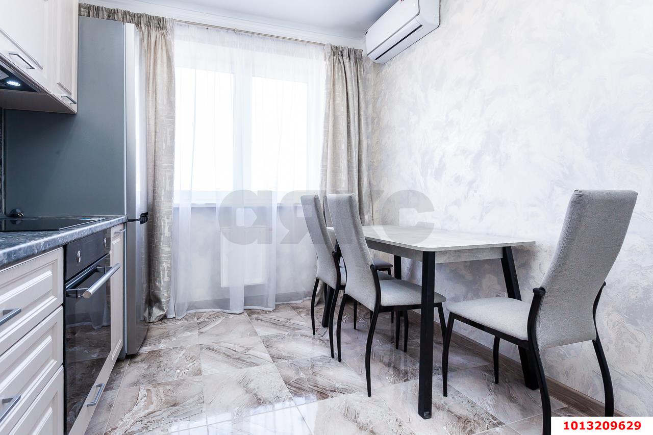 Фото №2: 1-комнатная квартира 43 м² - Краснодар, Карасунский внутригородской округ, Гидростроителей, мкр. Почтовый, пр-кт имени писателя Знаменского, 9к2