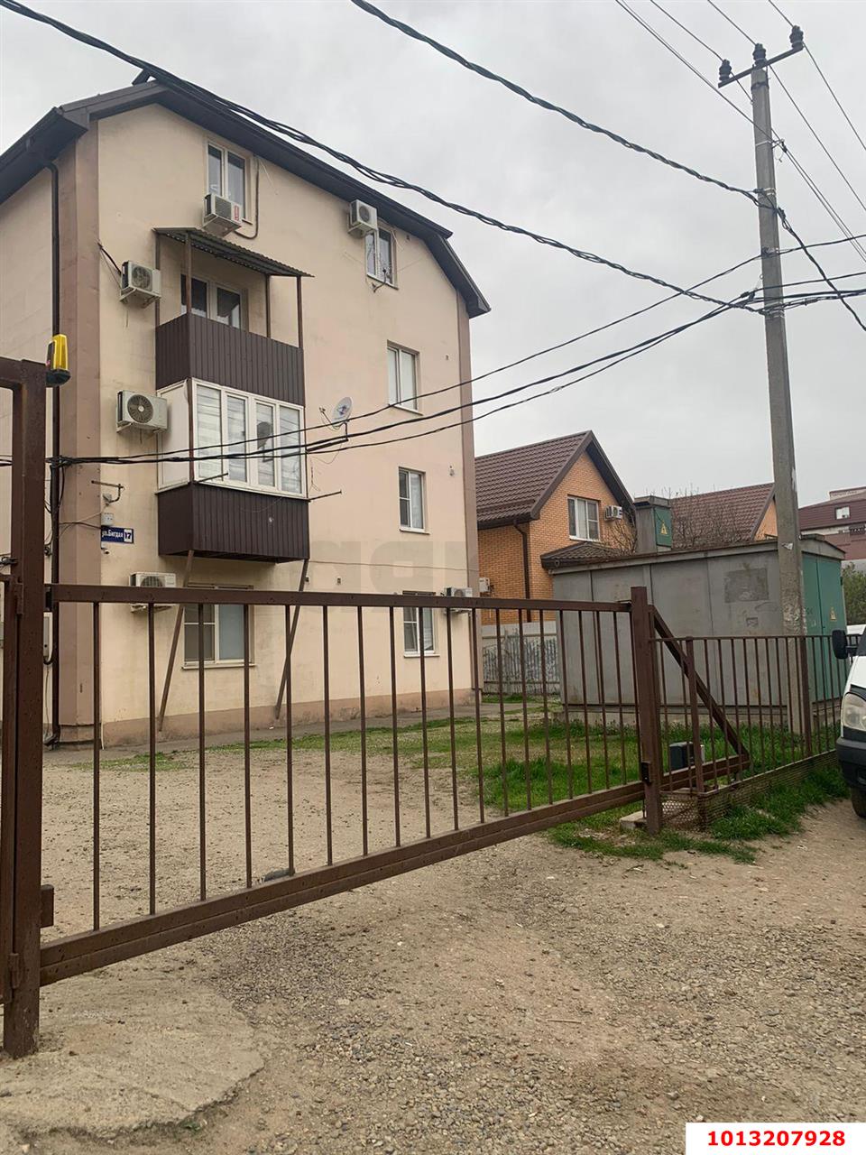 Фото №1: 1-комнатная квартира 37 м² - Российский, Прикубанский внутригородской округ, ул. Бигдая, 17