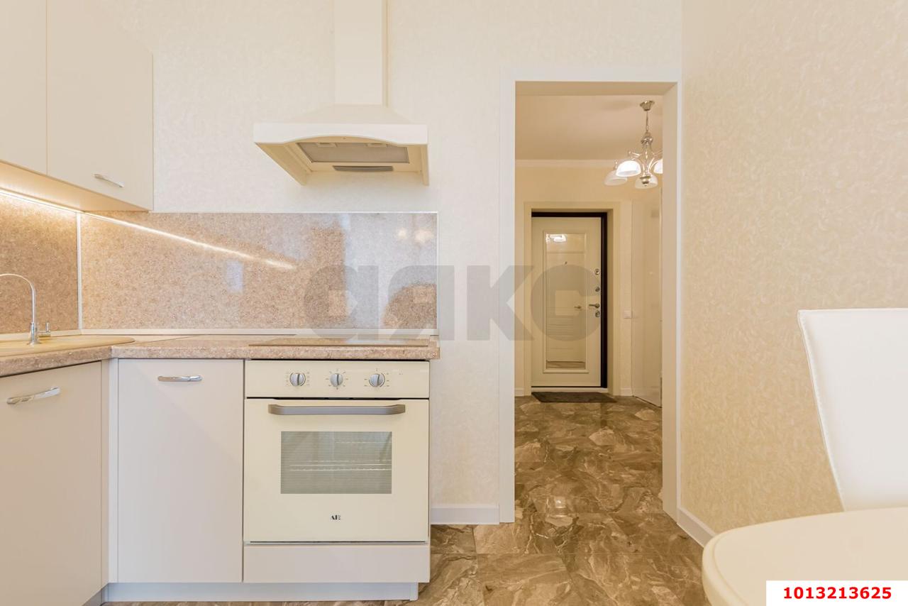 Фото №10: 1-комнатная квартира <span class="whitespace-nowrap">50 м²</span>, <span class="whitespace-nowrap">3/25 эт.</span> - Краснодар, Прикубанский внутригородской округ, Фестивальный, Отделение № 1 совхоза Солнечный, мкр. ЖК Седьмой Континент, ул. Совхозная, 1к5