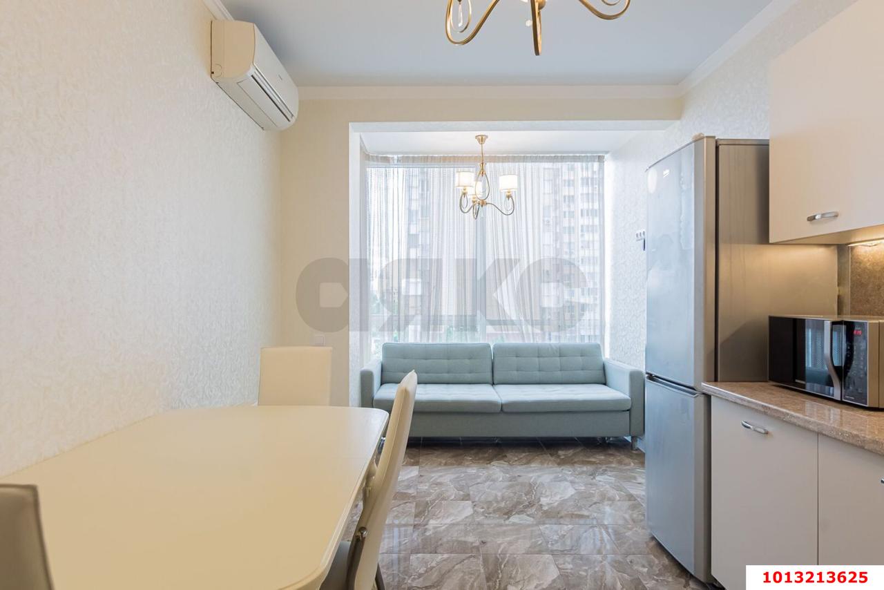 Фото №4: 1-комнатная квартира <span class="whitespace-nowrap">50 м²</span>, <span class="whitespace-nowrap">3/25 эт.</span> - Краснодар, Прикубанский внутригородской округ, Фестивальный, Отделение № 1 совхоза Солнечный, мкр. ЖК Седьмой Континент, ул. Совхозная, 1к5