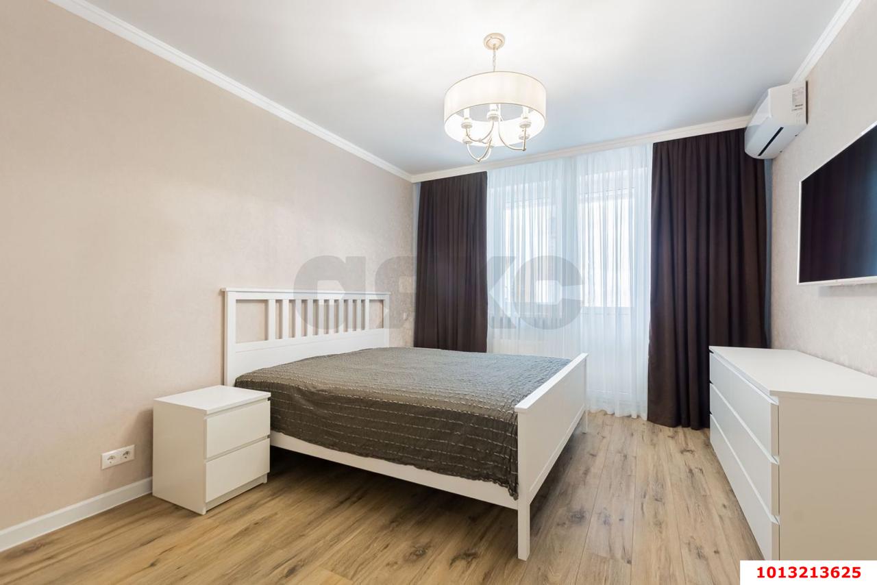 Фото №3: 1-комнатная квартира <span class="whitespace-nowrap">50 м²</span>, <span class="whitespace-nowrap">3/25 эт.</span> - Краснодар, Прикубанский внутригородской округ, Фестивальный, Отделение № 1 совхоза Солнечный, мкр. ЖК Седьмой Континент, ул. Совхозная, 1к5