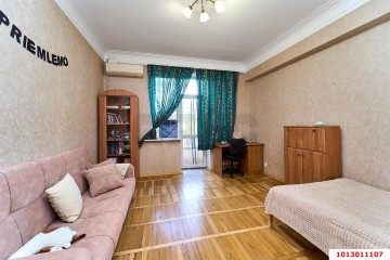 Фото №1: 2-комнатная квартира 52 м² - Краснодар, мкр. Центральный внутригородской округ, ул. Красная, 206