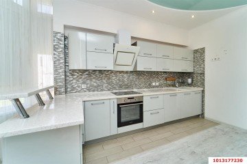 Фото №1: 2-комнатная квартира 71 м² - Краснодар, мкр. Солнечный, ул. Архитектора Петина, 14