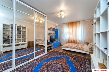Фото №1: 1-комнатная квартира <span class="whitespace-nowrap">43 м²</span>, <span class="whitespace-nowrap">7/17 эт.</span> - Краснодар, ж/м Пашковский, ул. Лавочкина, 13