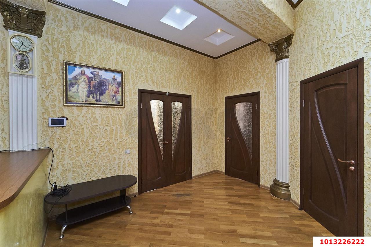 Фото №8: Дом 439 м² + 16 сот. - Новотитаровская, ул. Продольная, 54