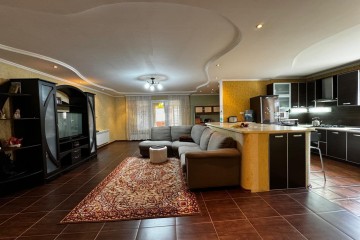 Фото №1: Дом 187 м² - Динская, ул. Гоголя, 66