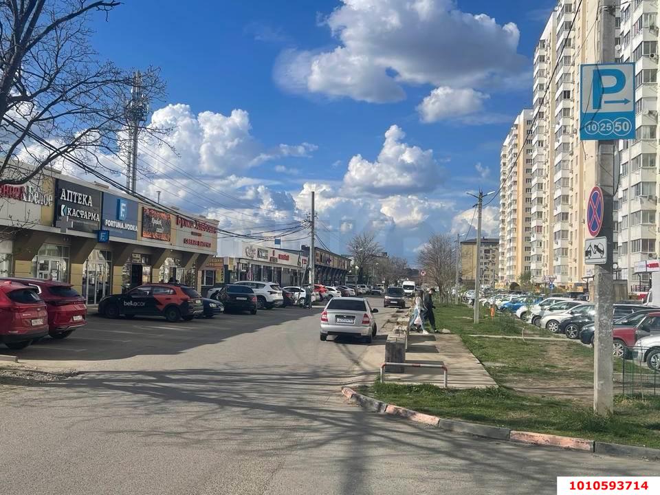 Фото №10: Торговое помещение 138 м² - Краснодар, Пашковский, ул. Лавочкина, 23