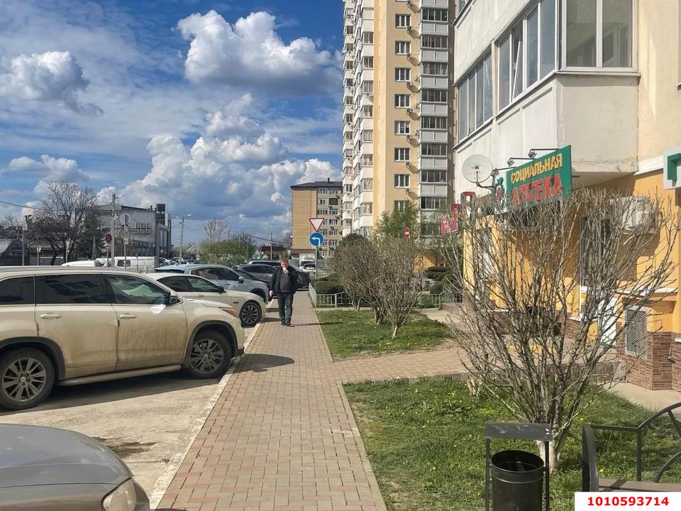 Фото №8: Торговое помещение 138 м² - Краснодар, Пашковский, ул. Лавочкина, 23