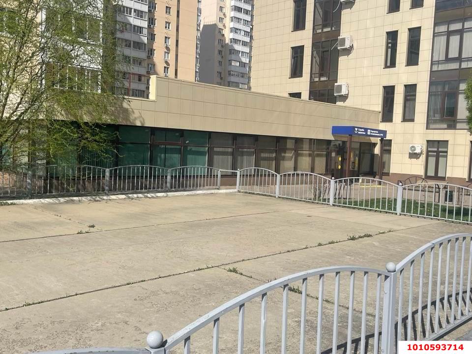 Фото №12: Торговое помещение 138 м² - Краснодар, Пашковский, ул. Лавочкина, 23