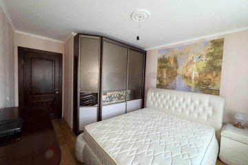 Фото №1: 3-комнатная квартира 74 м² - Краснодар, мкр. Гидростроителей, ул. Игнатова, 55