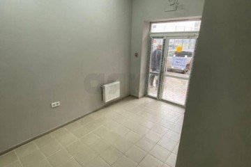Фото №4: Торговое помещение 17 м² - Южный, мкр. жилой комплекс История, ул. Екатерининская, 1к2