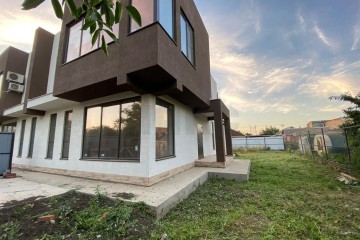 Фото №1: Дуплекс 160 м² - Краснодар, п. Калинино, 