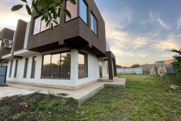 Фото №1: Дом 160 м² - Краснодар, мкр. Завод Радиоизмерительных Приборов, пер. 4-й Кадетский, 32