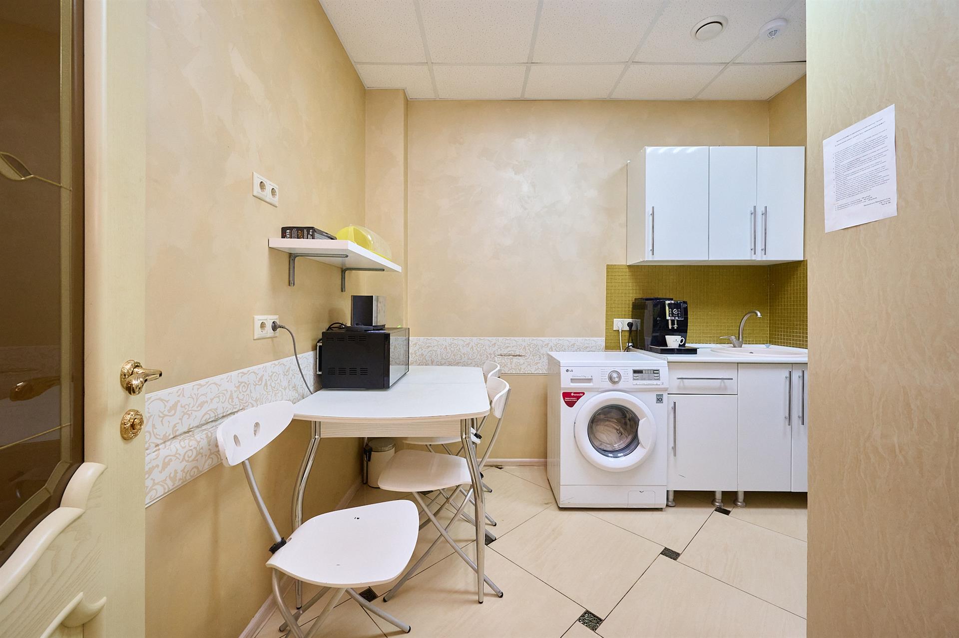 Фото №15: Коммерция 115 м² - Краснодар, жилой комплекс Европейский, Кожзавод, мкр. Западный внутригородской округ, ул. Кожевенная, 24