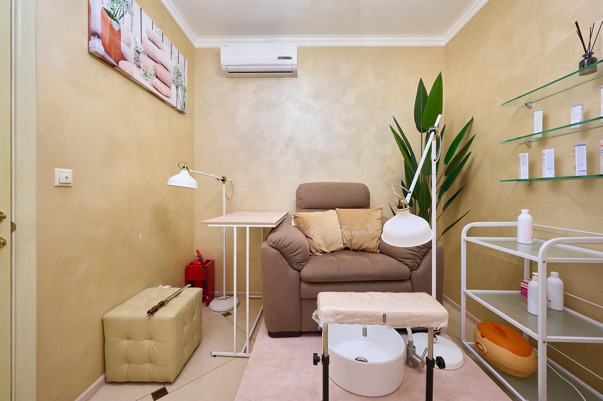 Фото №7: Коммерция 115 м² - Краснодар, жилой комплекс Европейский, Кожзавод, мкр. Западный внутригородской округ, ул. Кожевенная, 24