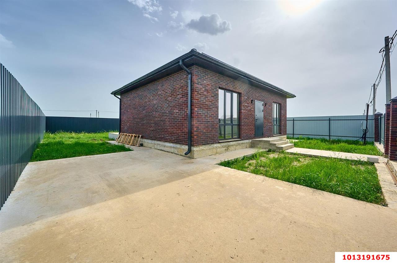 Фото №1: Дом 89 м² + 4.2 сот. - Копанской, мкр. Прикубанский внутригородской округ, ул. Красные Зори, 3