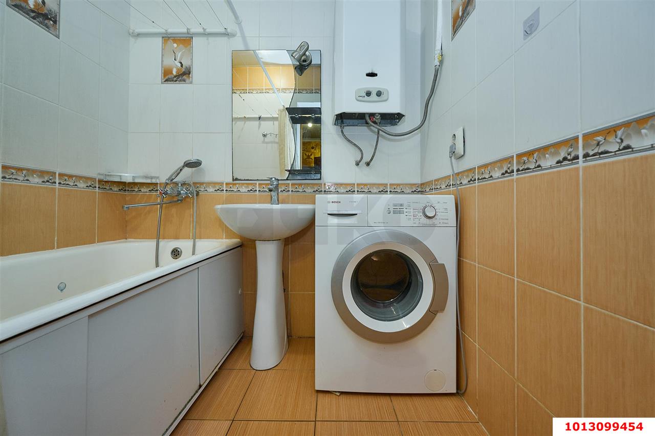 Фото №11: 2-комнатная квартира 21 м² - Краснодар, Центральный, ул. Коммунаров, 237