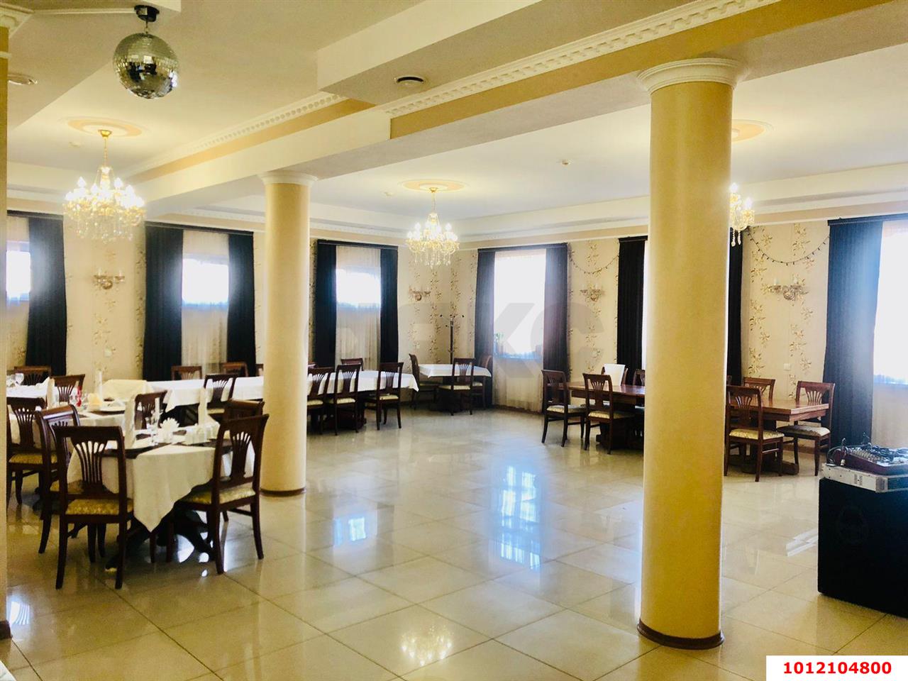 Фото №1: Отдельное здание 340 м² - Краснодар, Центральный, ул. Будённого, 96/125