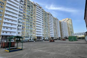 Фото №3: 2-комнатная квартира 71 м² - Краснодар, мкр. Юбилейный, ул. Рождественская набережная, 51