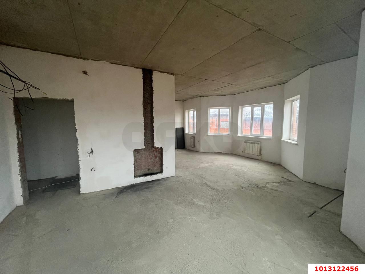 Фото №12: Дом 296 м² + 10 сот. - Краснодар, Прикубанский внутригородской округ, мкр. 2-я Площадка, ул. Степана Коцура, 23