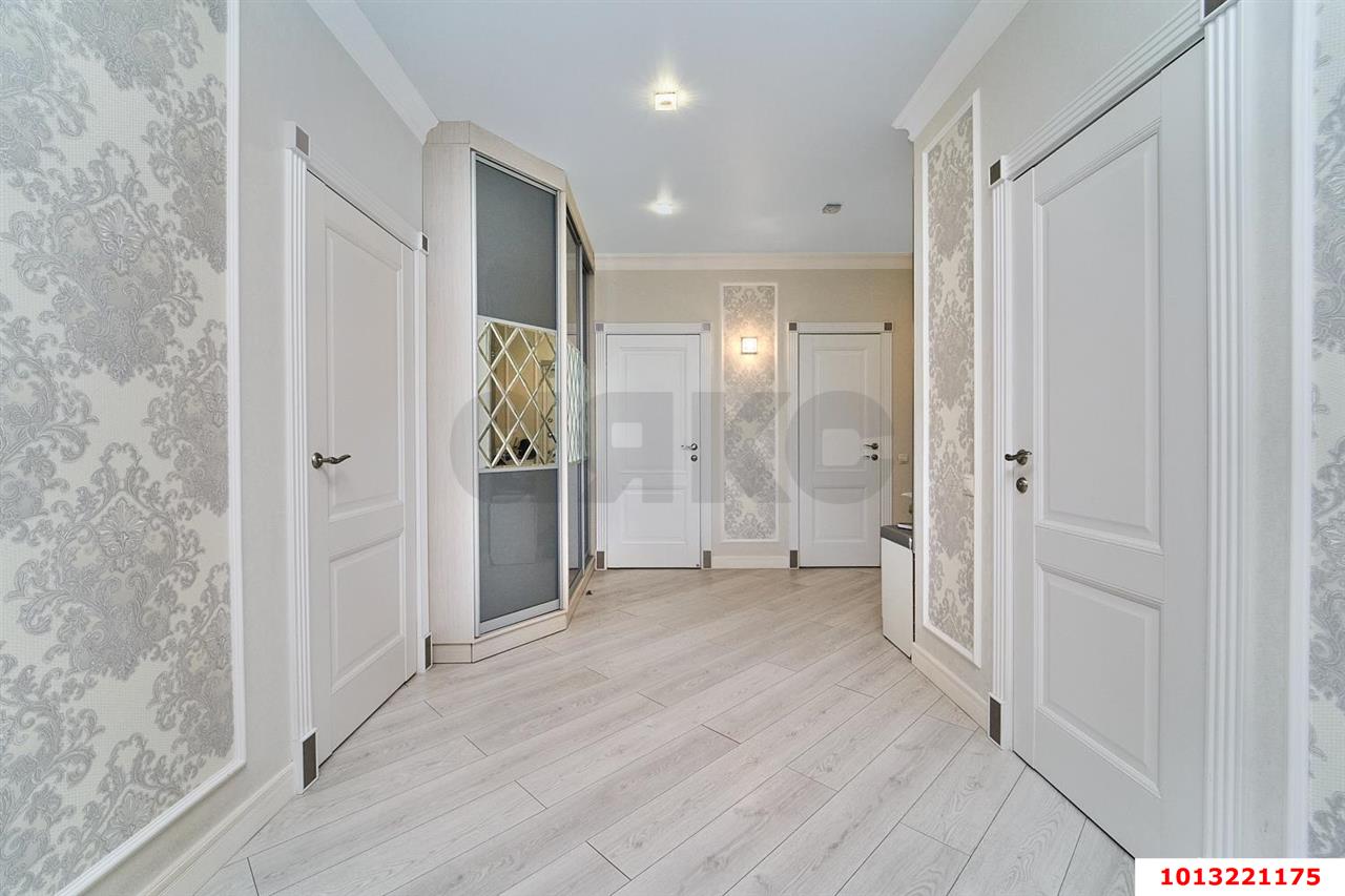 Фото №13: 3-комнатная квартира 77 м² - Краснодар, Прикубанский внутригородской округ, Панорама, мкр. жилой комплекс Керченский, ул. им. Героя Сарабеева В.И., 5к2