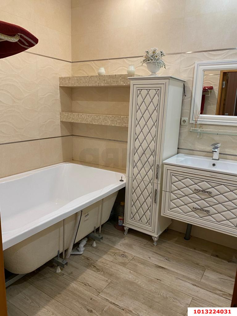 Фото №5: Дом 335 м² + 8 сот. - Кореновск, 2-й квартал, ул. Красная, 27