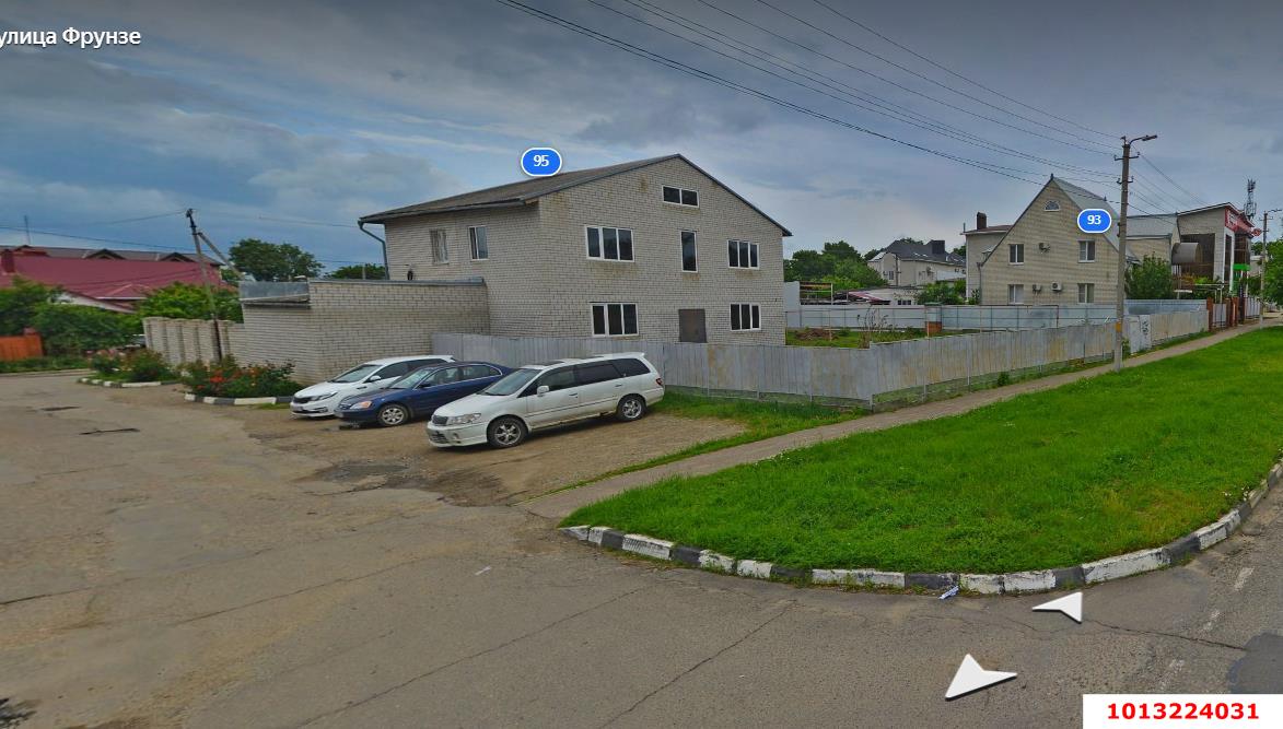 Фото №17: Дом 335 м² + 8 сот. - Кореновск, 2-й квартал, ул. Красная, 27