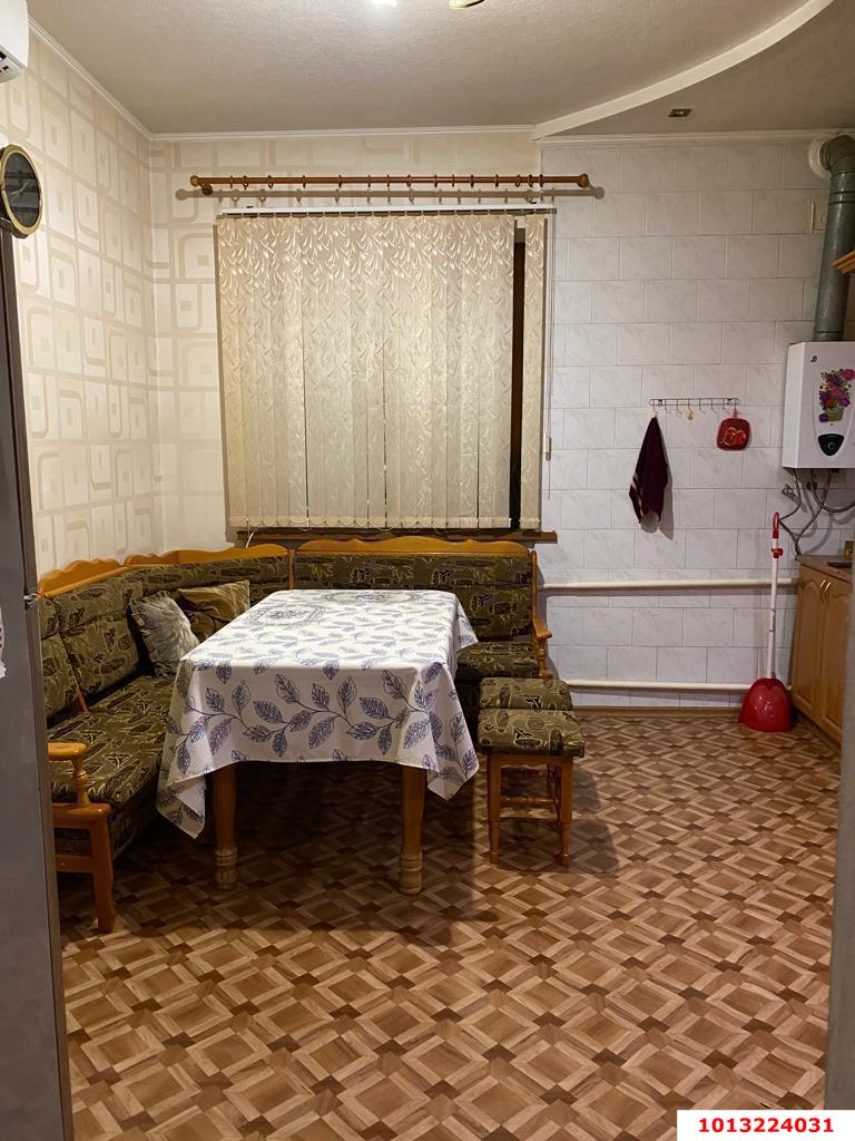 Фото №14: Дом 335 м² + 8 сот. - Кореновск, 2-й квартал, ул. Красная, 27