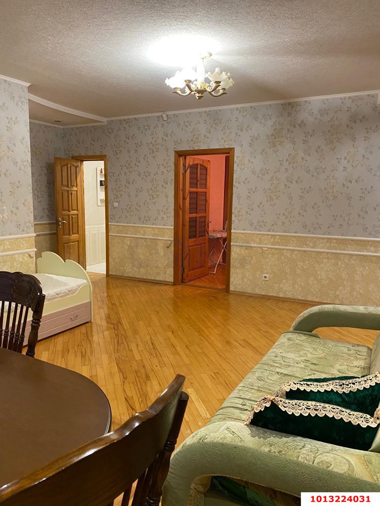 Фото №8: Дом 335 м² + 8 сот. - Кореновск, 2-й квартал, ул. Красная, 27