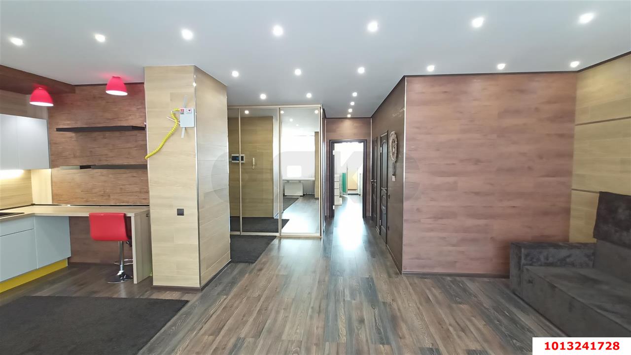 Фото №3: 2-комнатная квартира 70 м² - Краснодар, жилой комплекс Симфония, ул. Российская, 72/5