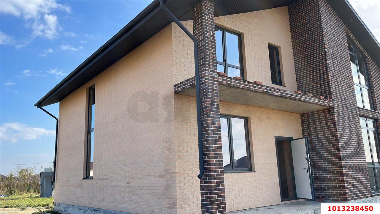 Фото №4: Дом 222 м² + 10 сот. - Новотитаровская, ул. Дорошенкова, 48