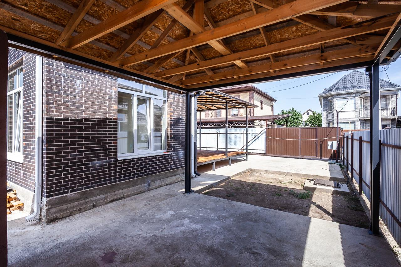 Фото №3: Дом 120 м² + 3.68 сот. - Краснодар, ул. Александра Исаева, 40