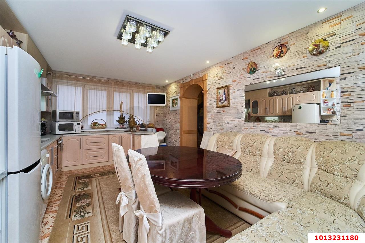 Фото №3: Дом 451 м² + 8.3 сот. - Знаменский, Карасунский внутригородской округ, снт Восход, ул. Виноградная, 576