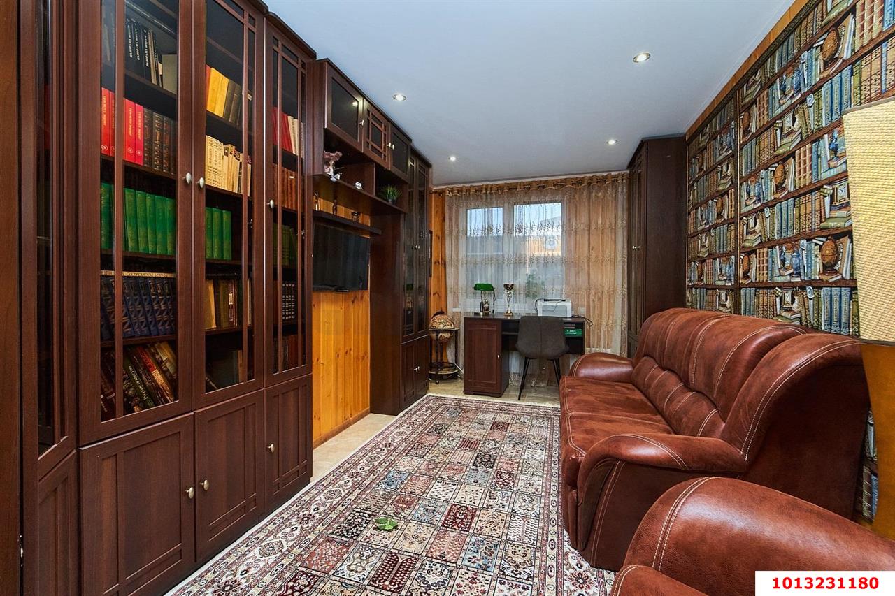 Фото №8: Дом 451 м² + 8.3 сот. - Знаменский, Восход, ул. Виноградная, 576