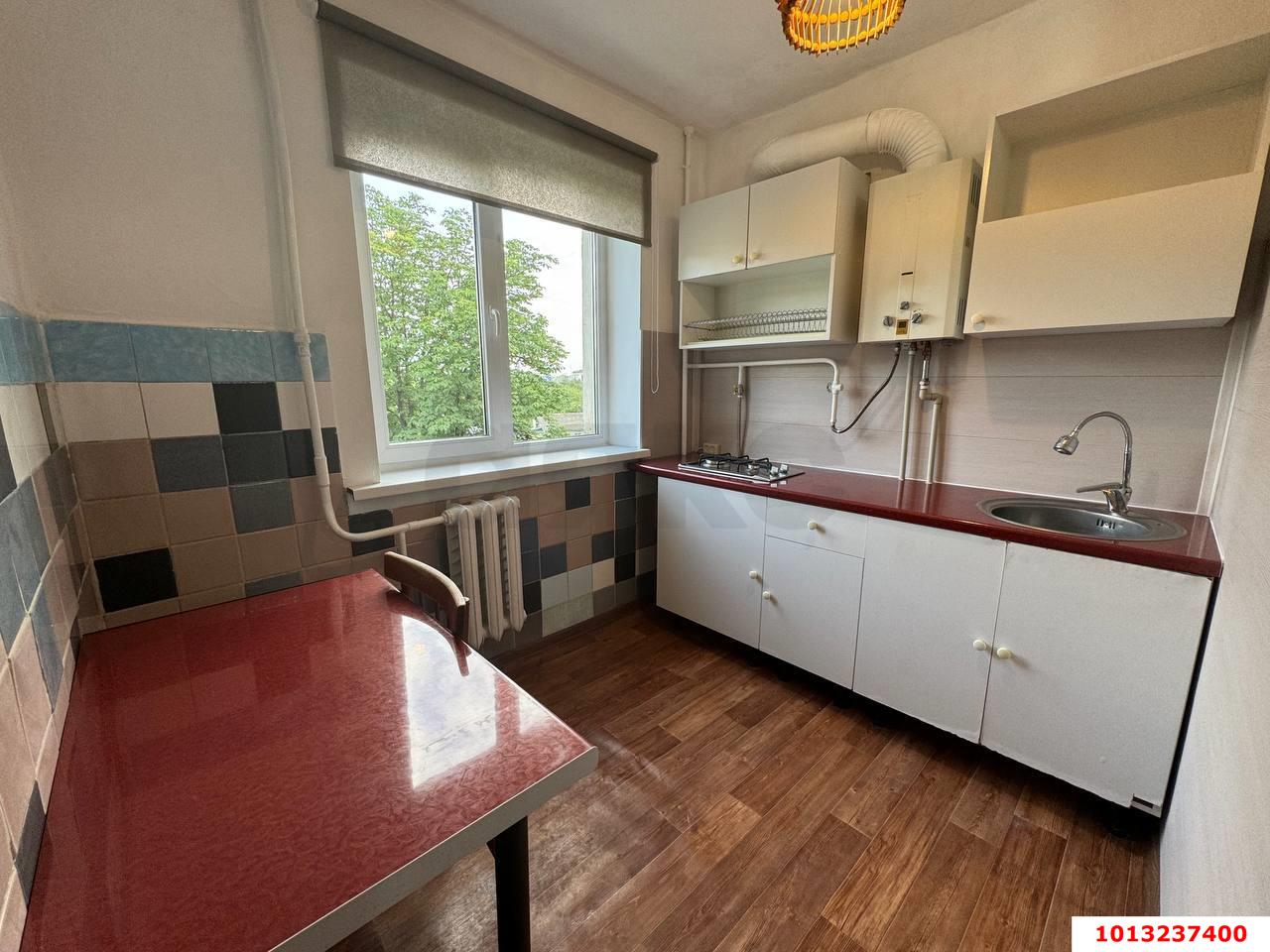 Фото №1: 2-комнатная квартира 44 м² - Краснодар, Хлопчато-бумажный Комбинат, ул. Новороссийская, 180