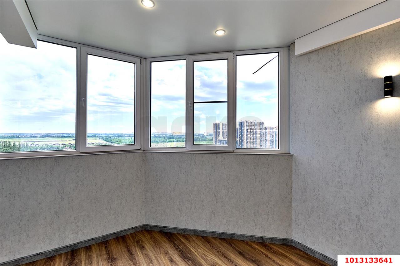 Фото №2: 2-комнатная квартира 60 м² - Краснодар, Любимово, 11/1