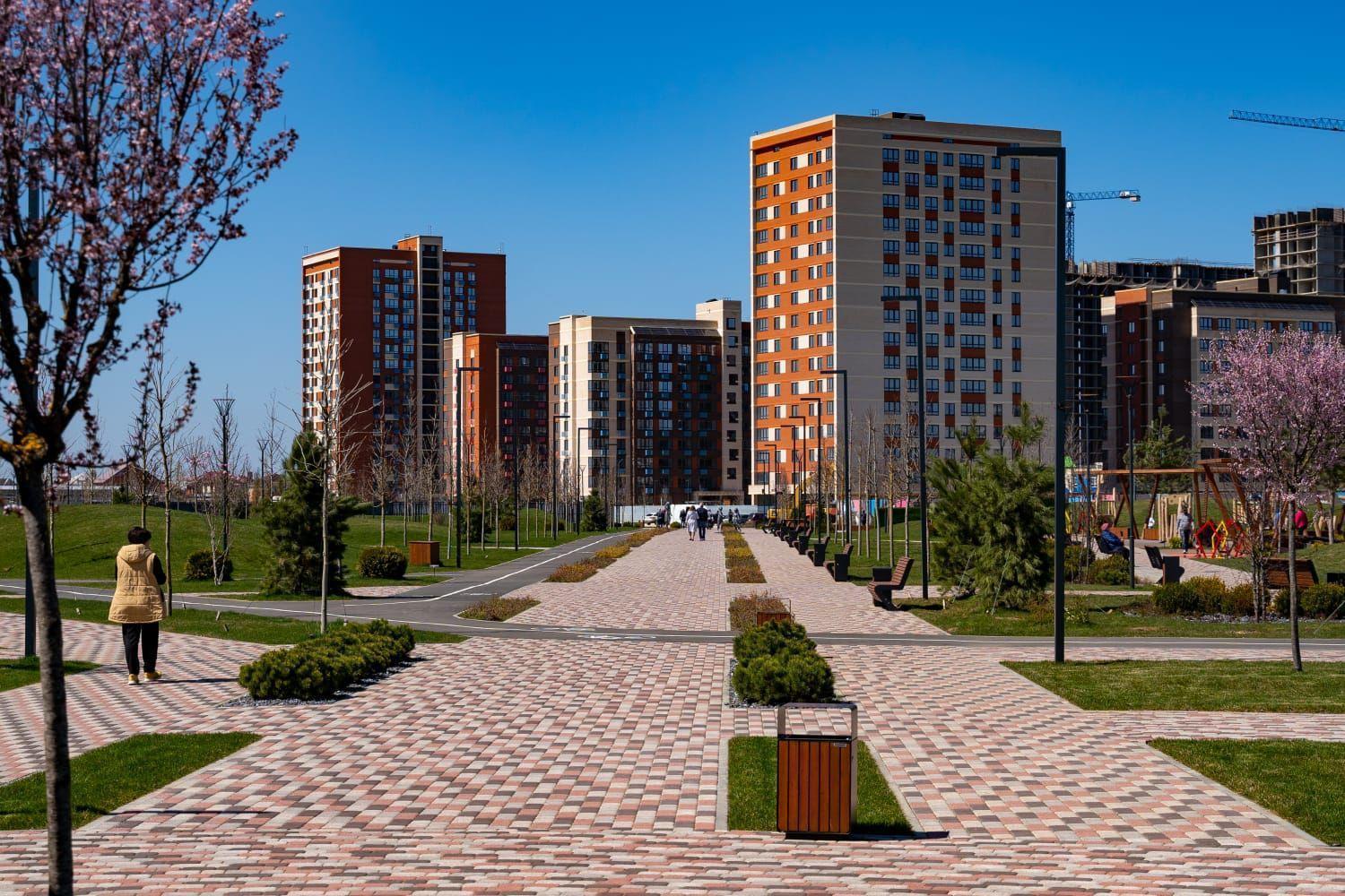 Фото №1: 1-комнатная квартира 39 м² - Знаменский, Карасунский внутригородской округ, мкр. Родные Просторы, ул. Природная, 10Бк2