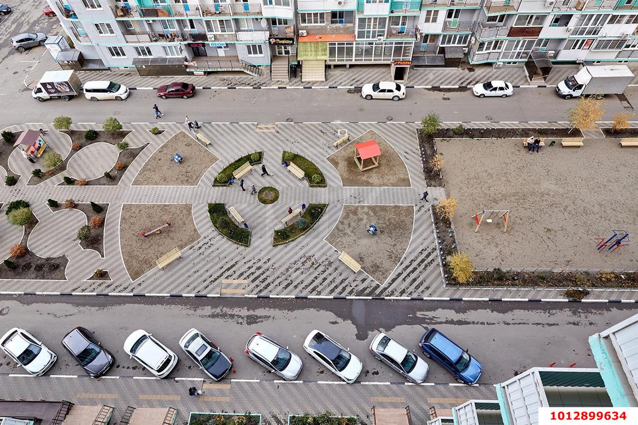 Фото №2: Торговое помещение 66 м² - Краснодар, жилой комплекс Россинский, пр-д 1-й Краснодарский, 2к3